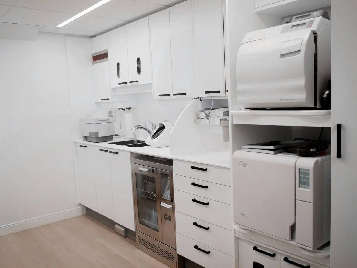 Instrument processing equipment and cabinetry in the clinic's sterilization room